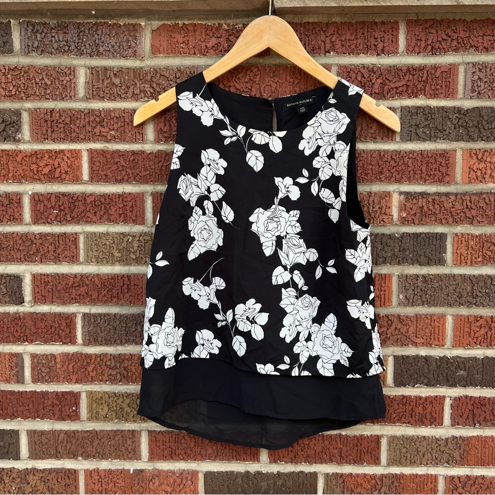 Banana Republic Black and White Floral Rose Patterned Layered Boxy Tank Top
